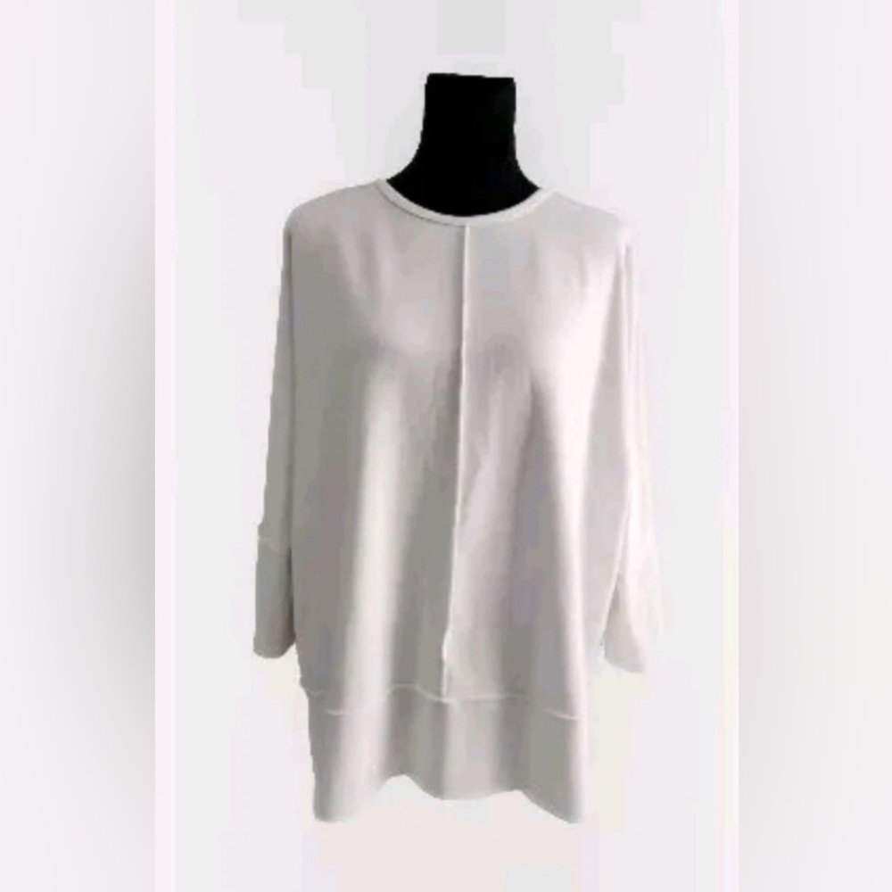 SPANX Dolman Perfect Length White 3/4 Long Sleeve Top